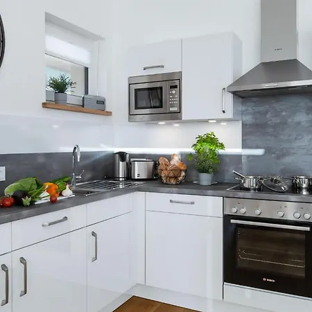 Penthouse Meerestochter